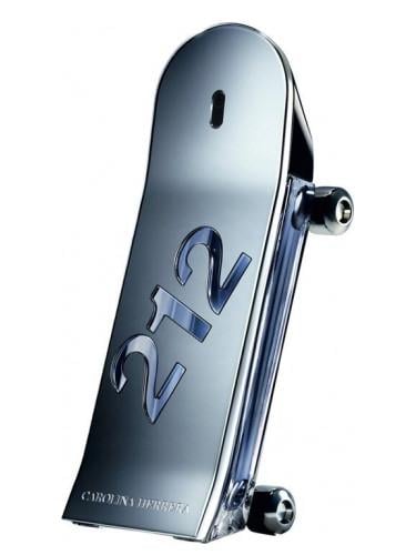 carolina-herrera-212-men-heroes-parfyum-za-maje-bez-opakovka-edt-6744936807.jpg