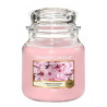 yankee-candle-cherry-blossom-aromatna-svesht-7001944110.jpg