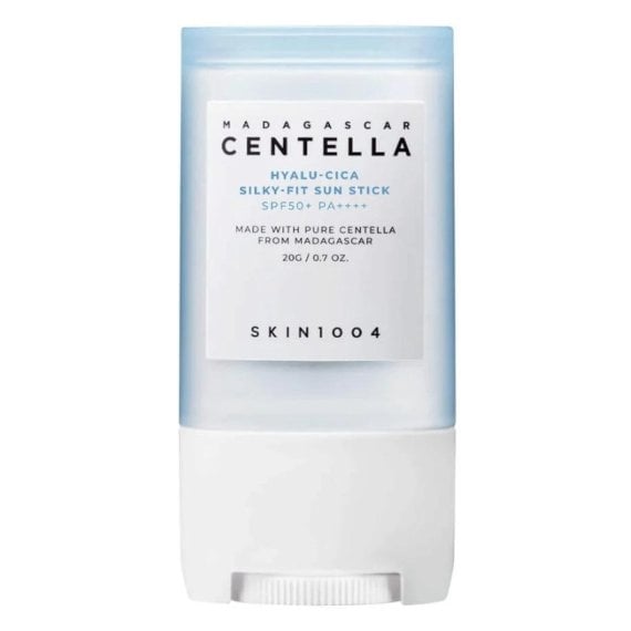 Skin1004 Madagascar Centella Hyalu-Cica Silky-Fit Sun stick SPF50+ Слънцезащитен стик