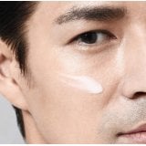 Shiseido Men Energizing Moisturizer Extra Light Fluid Овлажняващ регенериращ кожата флуид за лице за мъже