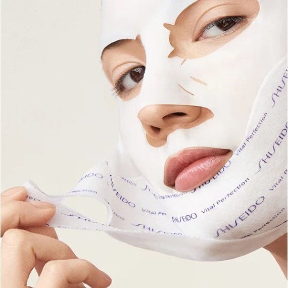 Shiseido Vital Perfection Liftdefine Radiance Face Mask Стягаща маска за лице