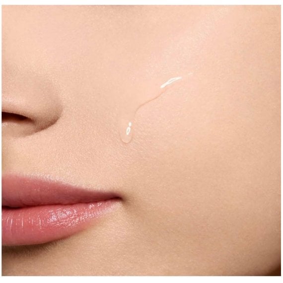 Clarins Calm Essentiel Restoring Treatment Oil Подхранващо олио за лице с успокояващ ефект