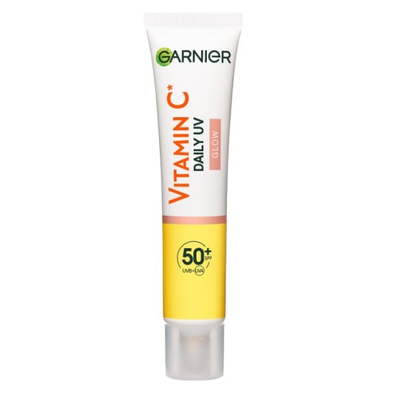 Garnier Skin Naturals Vitamin C SPF50+ Дневен флуид за сияйна кожа