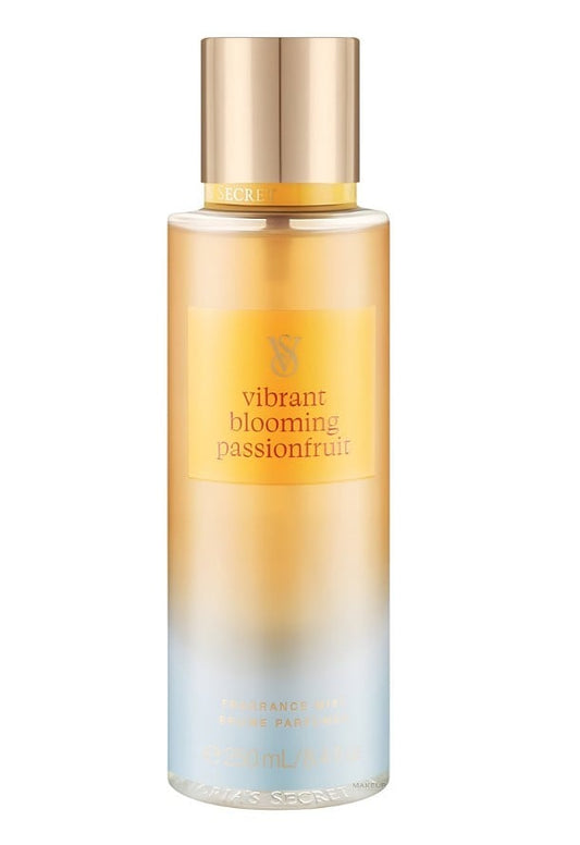 Victoria`s Secret Vibrant Blooming Passionfruit Спрей за тяло за жени