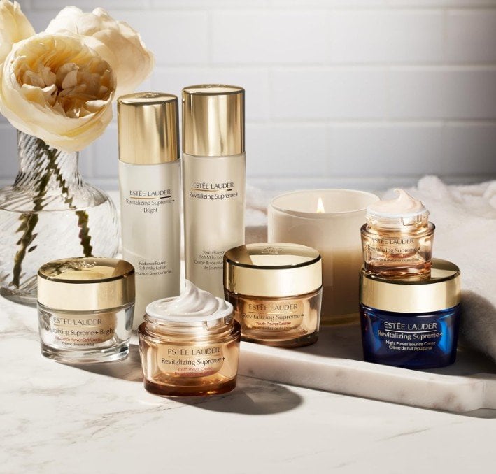 Estée Lauder Revitalizing Supreme + Bright Radiance Power Soft Ревитализиращ крем за повече блясък