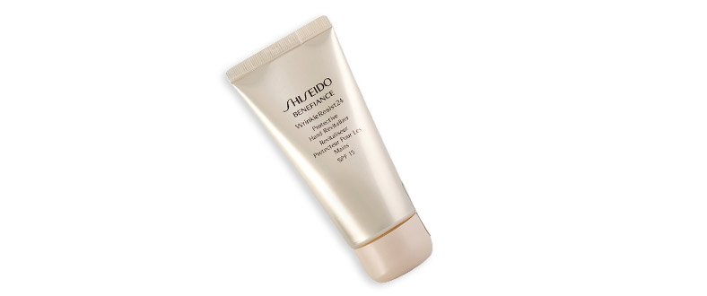 Shiseido Benefiance Wrinkle Resist 24 SPF 15 Подхранващ и хидратиращ крем за ръце
